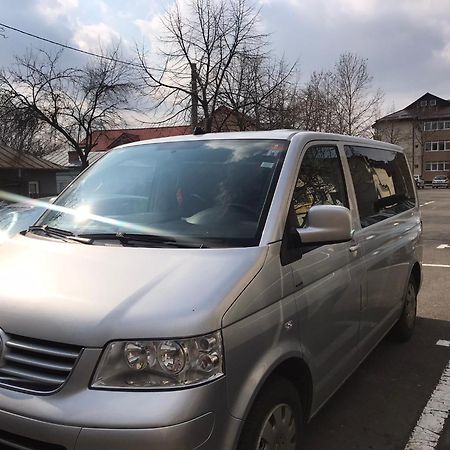 Mona Apartment Taxi#Airport #Parking#Bucharest#Therme オトペニ エクステリア 写真